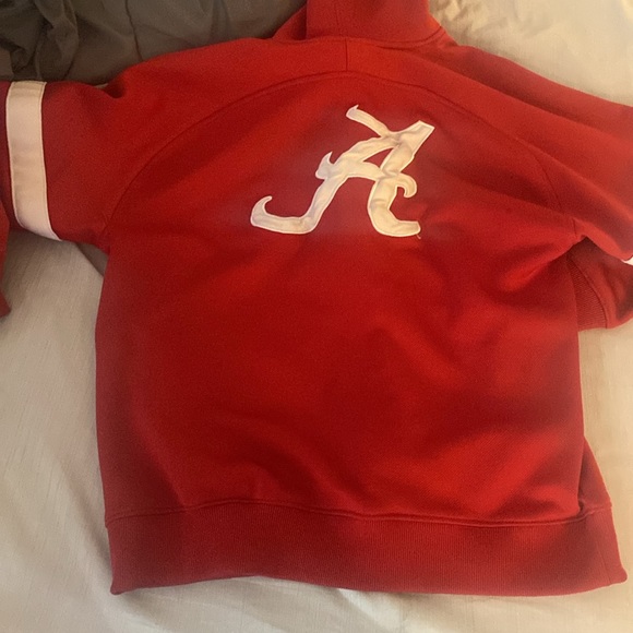 Red jacket - Picture 3 of 4